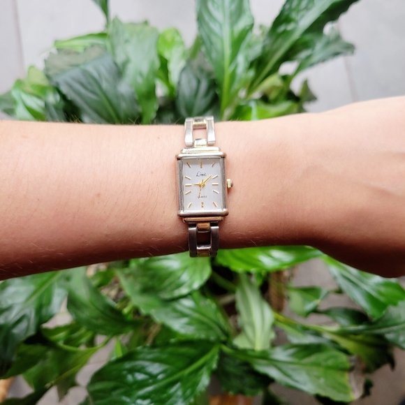 Vintage Limit Quartz Watch - Picture 1 of 10